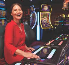 z62 Live Casino VIP Table မြင့်မားသောလောင်းကြေးနှင့် MMK ကျပ်ငွေ ကစားနေစဉ်